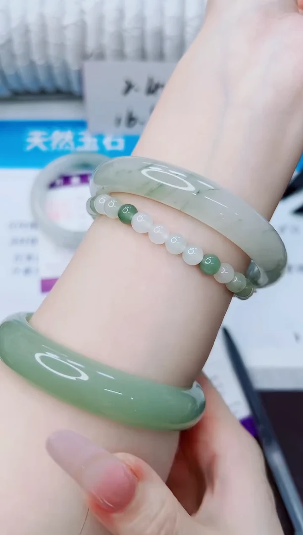 石英质玉手镯未镶嵌137/62.2