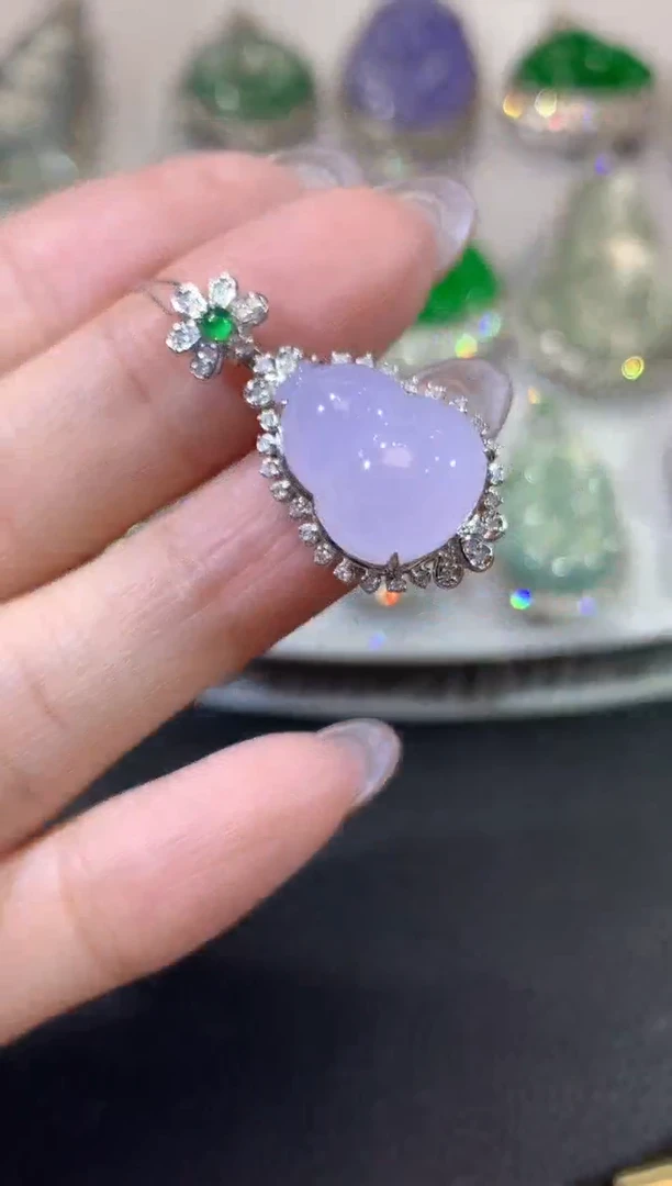 翡翠18K金镶嵌吊坠(不含链)C3 紫货有一定色差