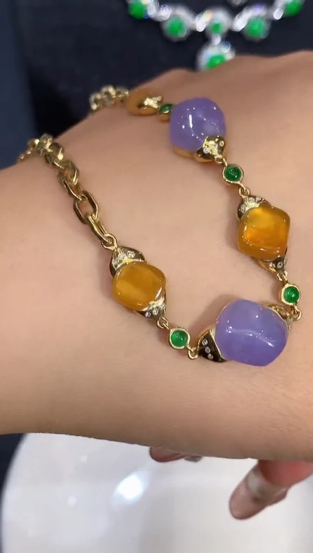 18K金镶嵌手链翡翠艾***主多样性发其一