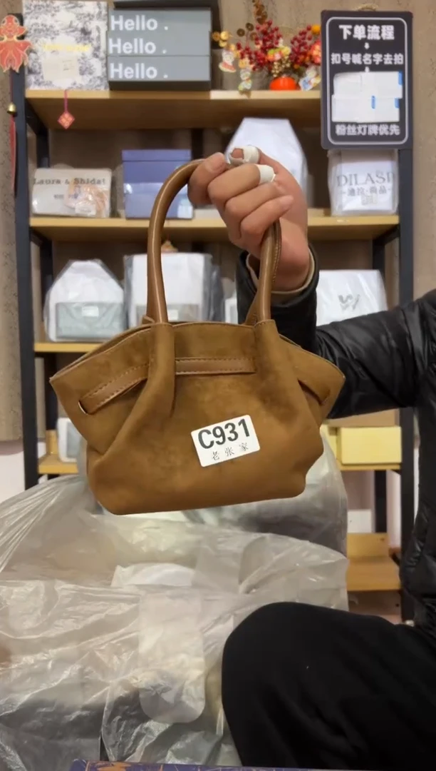 小牛剖层皮革老张家女包931