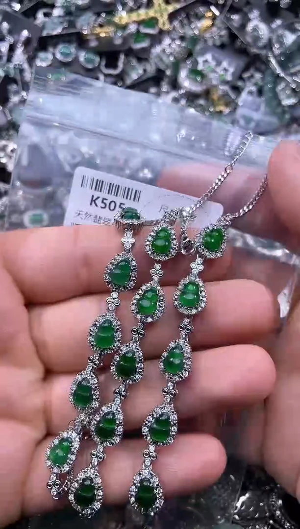 【闪购商品】翡翠颈饰未镶嵌K505手链 多样性发其一