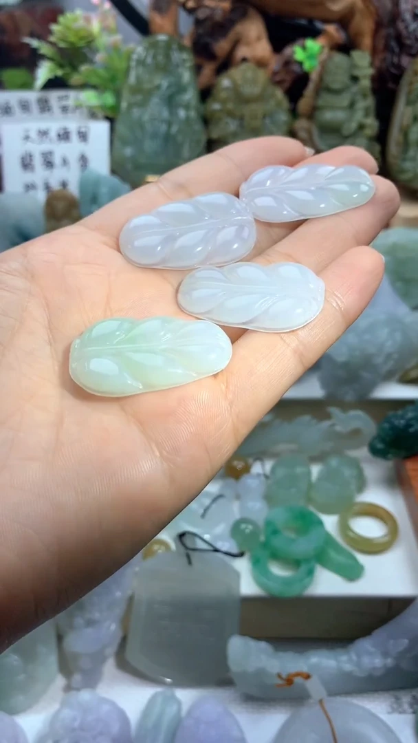 颈饰未镶嵌翡翠天然缅甸A货翡翠