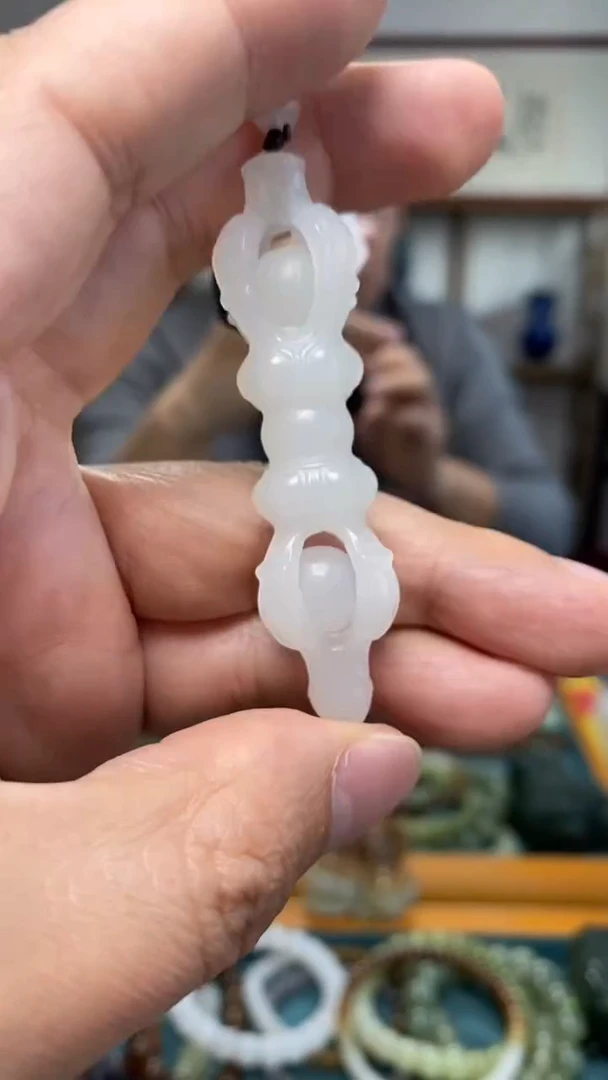 颈饰未镶嵌和田玉45