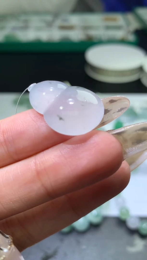 18K金镶嵌定制翡翠毛货  24.8-16.9-6.2