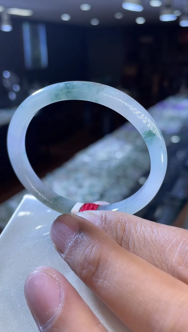 未镶嵌手镯翡翠贵妃52-53