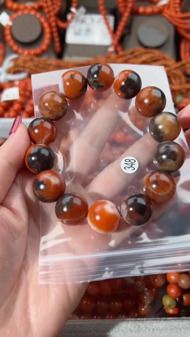 【闪购商品】南红玛瑙手串未镶嵌18