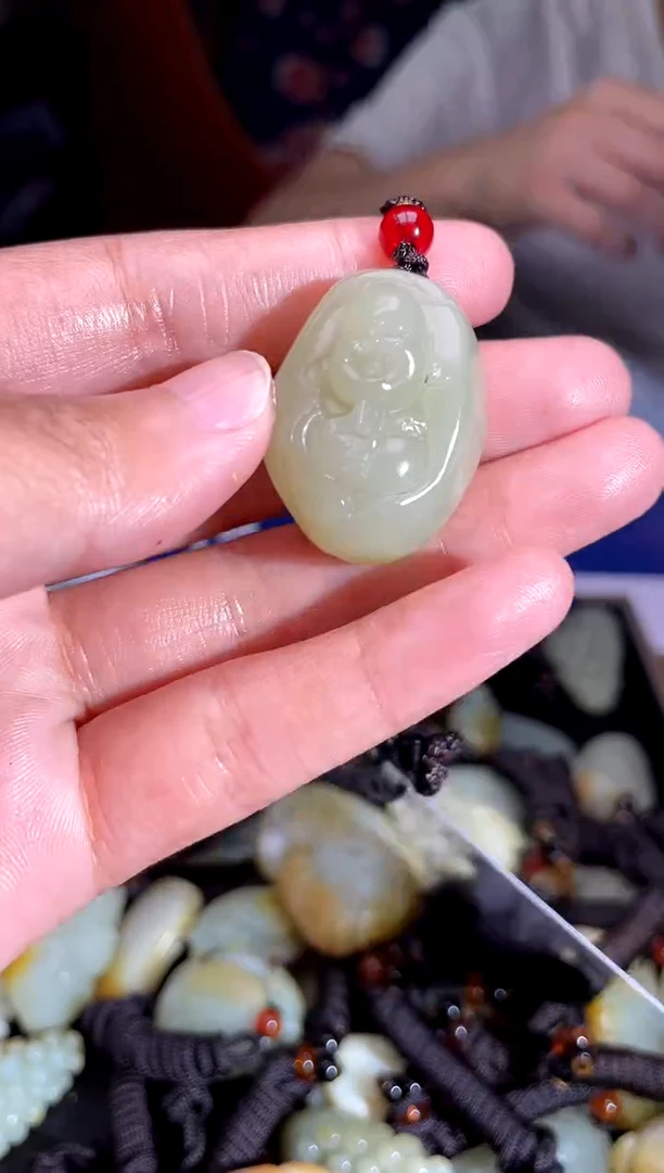 和田玉未镶嵌挂件1