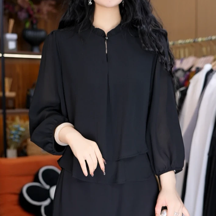 7790-4新款女士小衫（黑色）