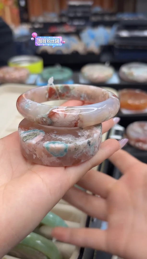 未镶嵌手镯石英质玉C105(58圈赠送镯心)共生不退不换