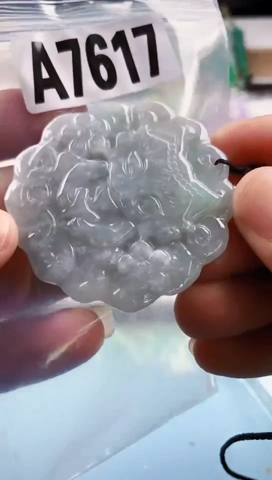 翡翠未镶嵌颈饰天然翡翠吊坠挂件