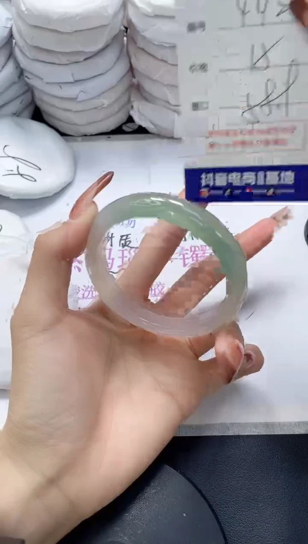 未镶嵌手镯玛瑙/玉髓440