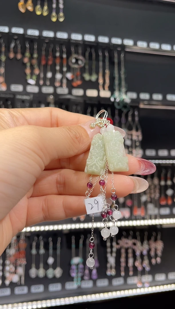 【闪购商品】紫晶耳饰银S925镶嵌 大石碎胸口