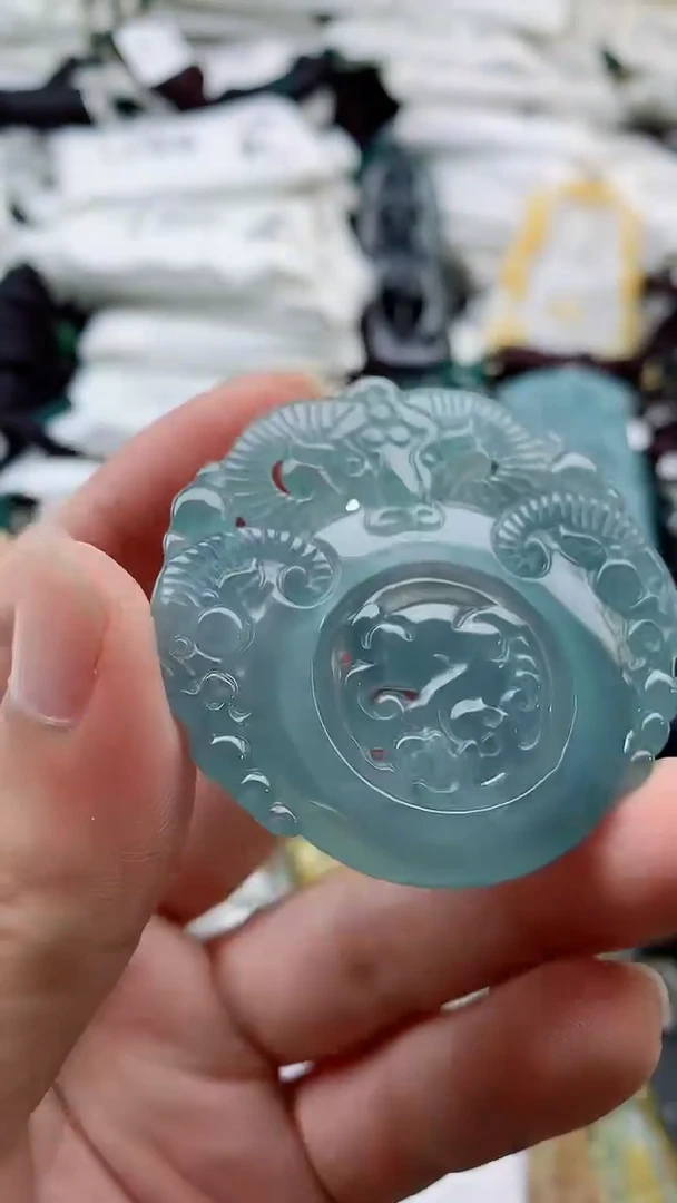 颈饰未镶嵌翡翠8