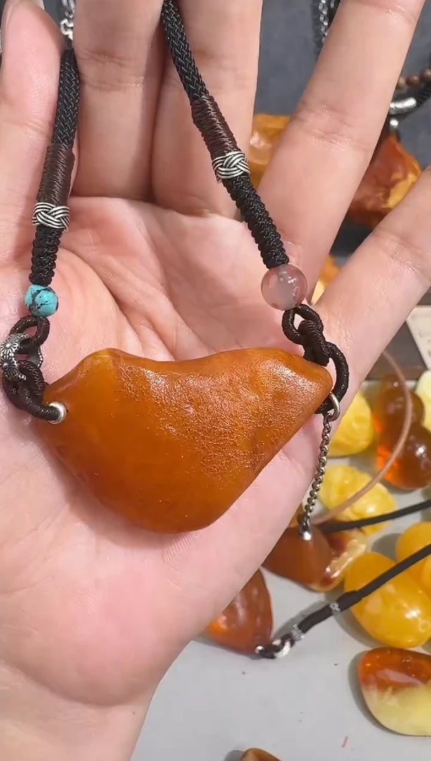 裸石琥珀未镶嵌琥珀