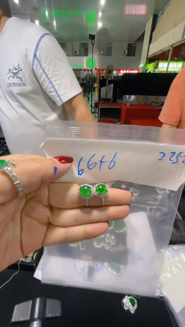 翡翠戒指未镶嵌天然A货翡翠（多样性发货拍一件发件）