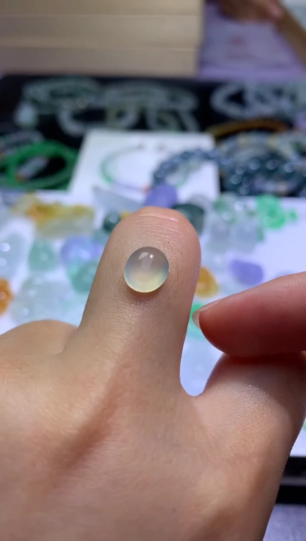 定制翡翠未镶嵌毛货