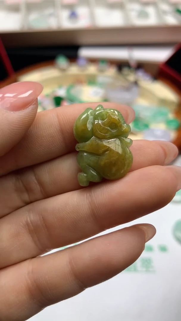 【闪购商品】翡翠吊坠(不含链)未镶嵌吊坠