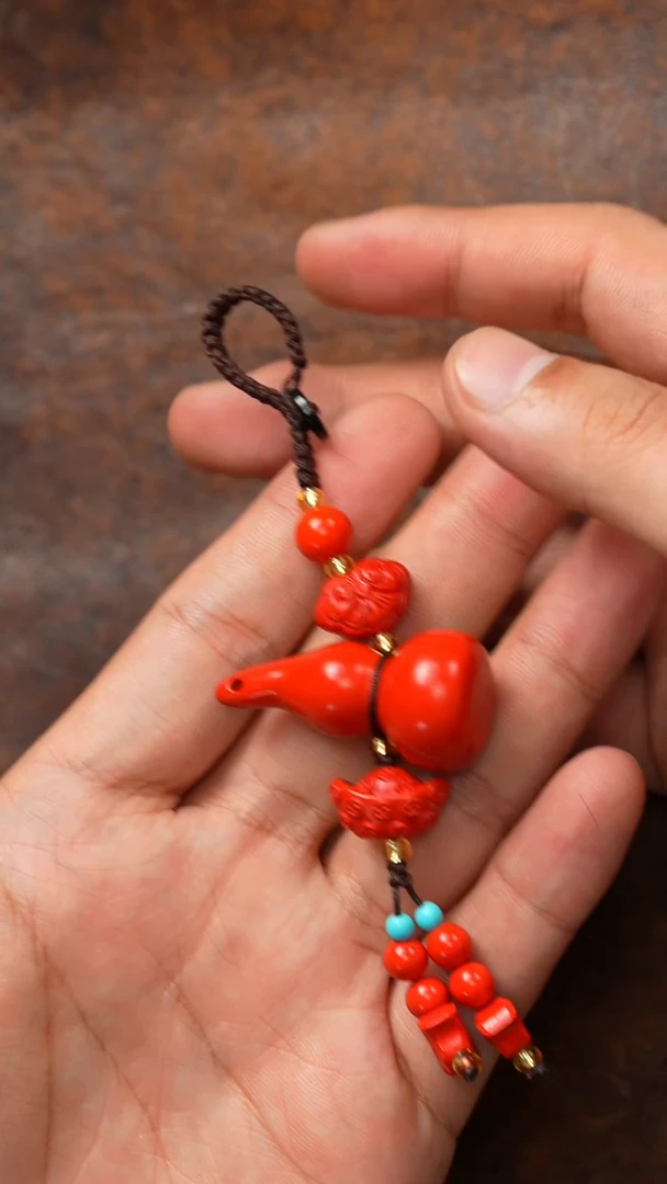 颈饰未镶嵌和田玉吊坠 LR