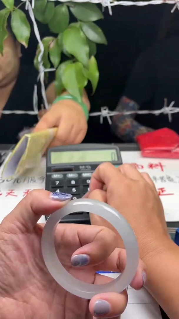 边境手镯现场收货直发