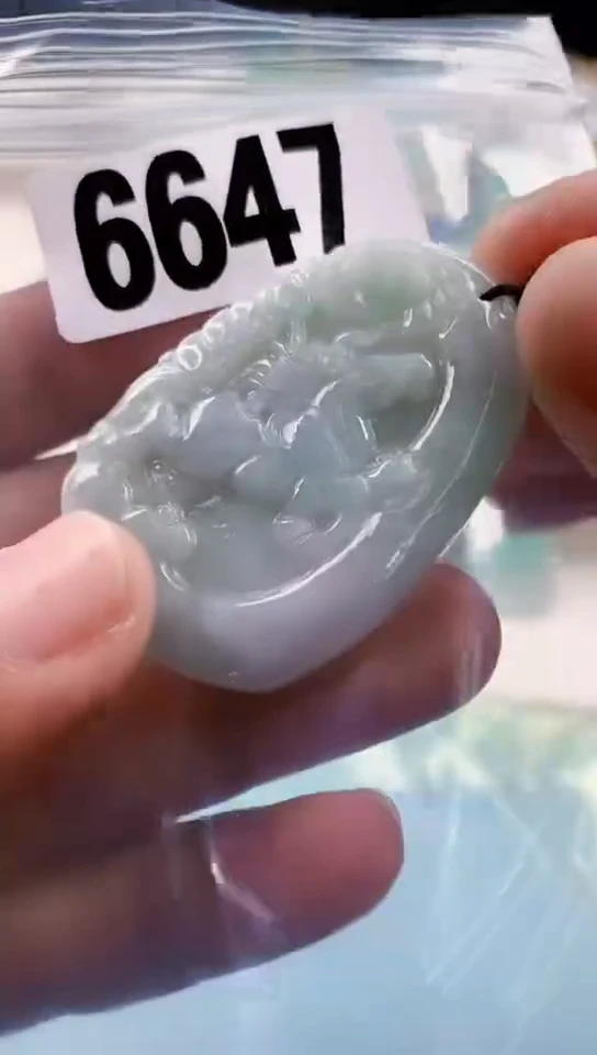 【闪购商品】翡翠挂件未镶嵌天然翡翠吊坠挂件