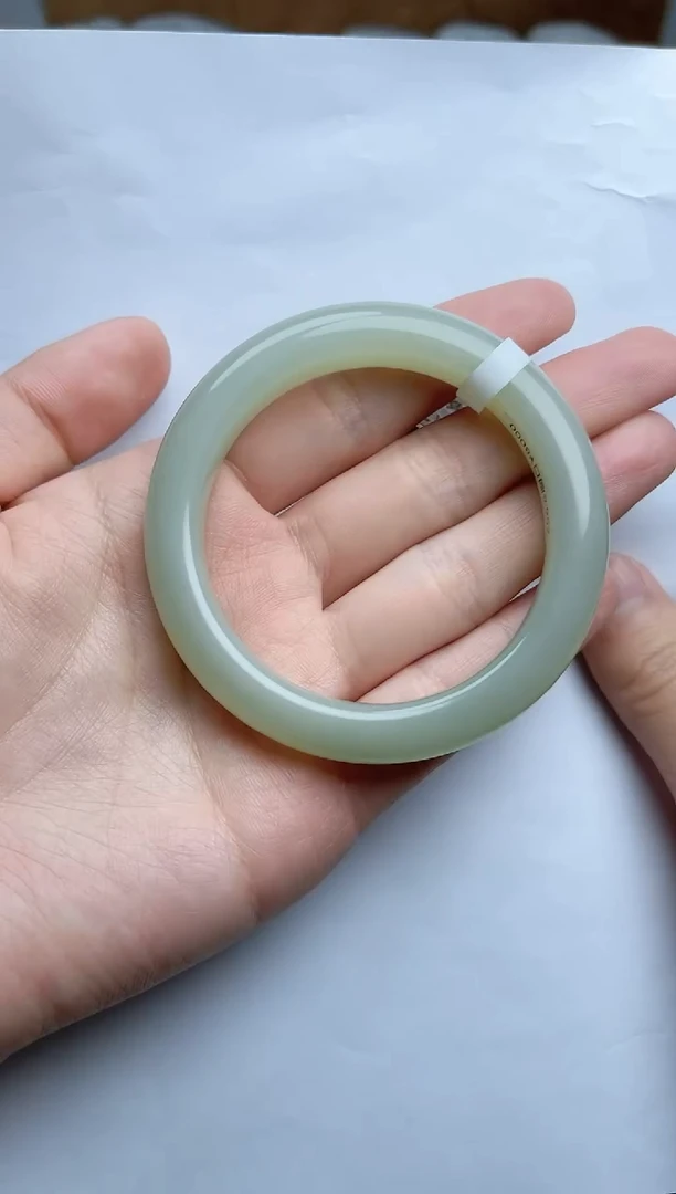 【闪购商品】和田玉手镯未镶嵌54/55圈口kk