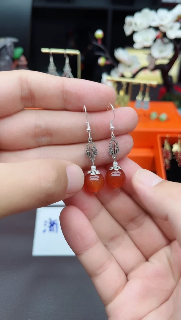 玛瑙/玉髓耳饰银S925镶嵌230000