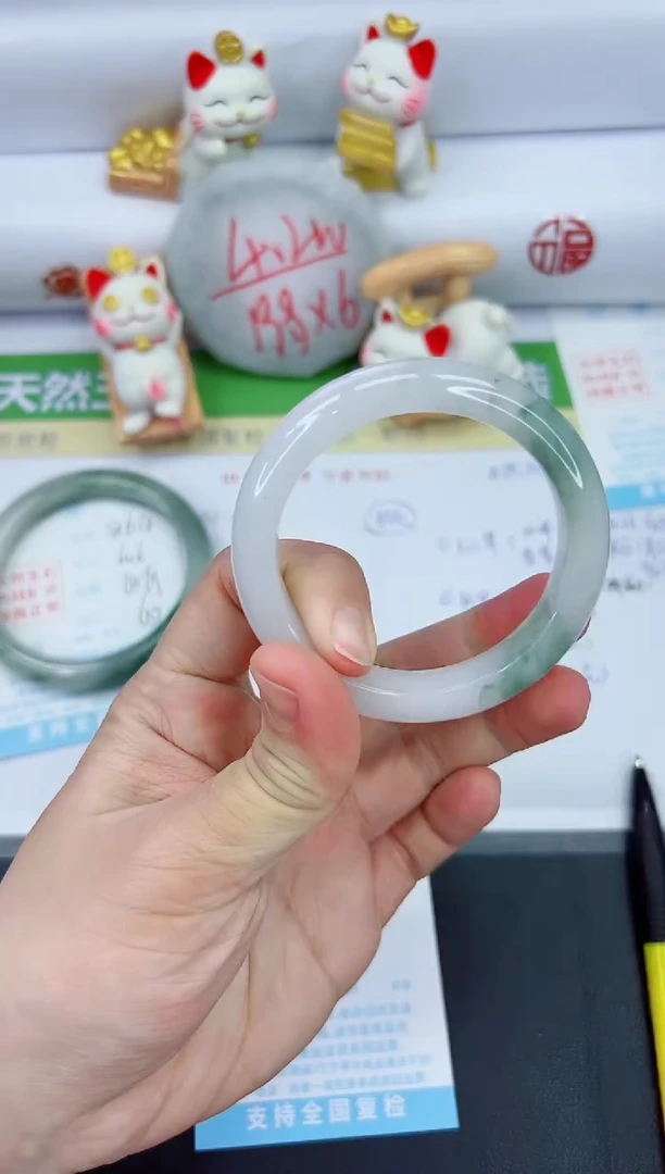 【闪购商品】石英质玉手镯未镶嵌865-53