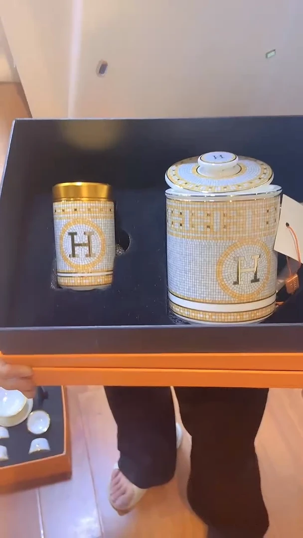 杯鸿辉家品牌瓷器，京东包邮！