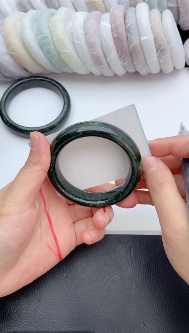 【闪购商品】石英质玉未镶嵌手镯95+53/54