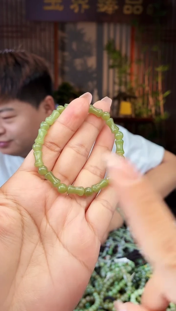 和田玉未镶嵌颈饰拍一发一