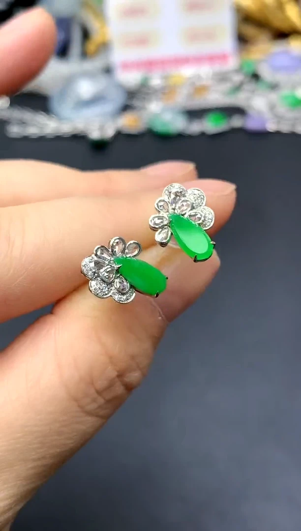 18K金镶嵌翡翠耳饰276-中国好珍宝