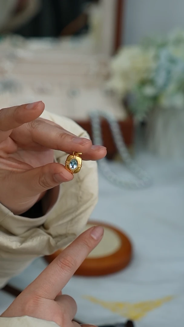 【闪购商品】托帕石吊坠(不含链)18K金镶嵌吊坠