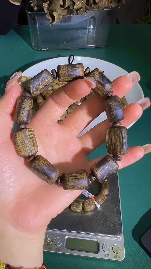 【闪购商品】沉香手串沉浮老料树心油单圈母树蓝香