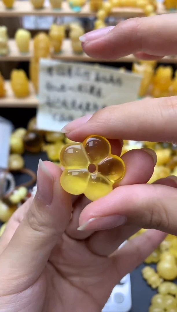 琥珀未镶嵌珠宝奇石100琥珀蜜蜡微瑕