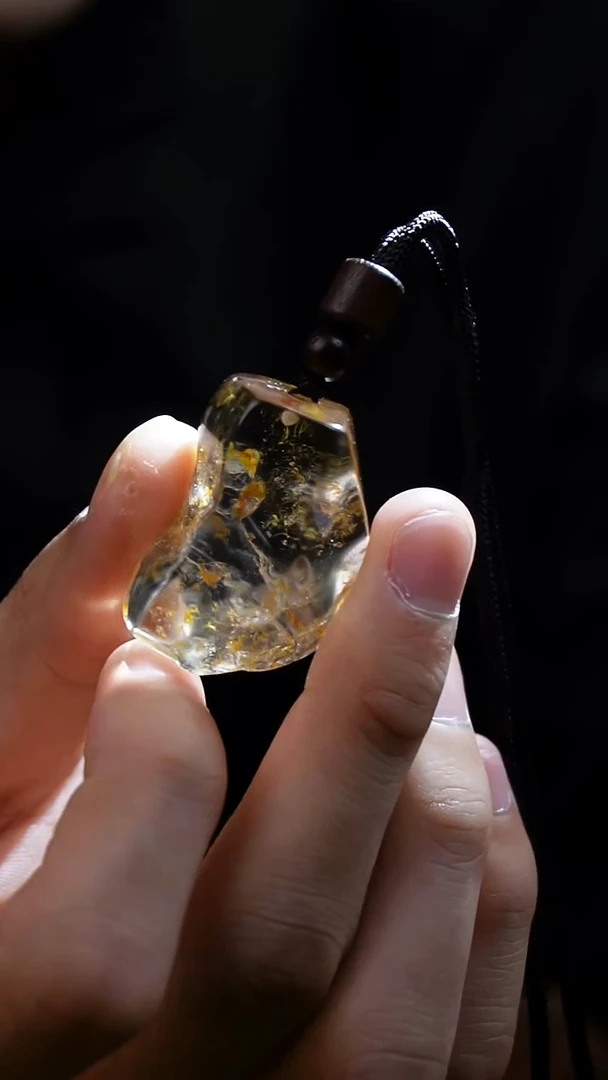 吊坠(赠链)未镶嵌水晶水晶