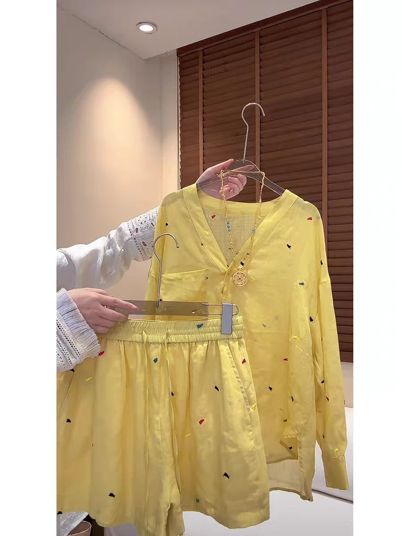 2025夏季新款老钱风防晒冰麻刺绣套装时尚宽松衬衫短裤两件套