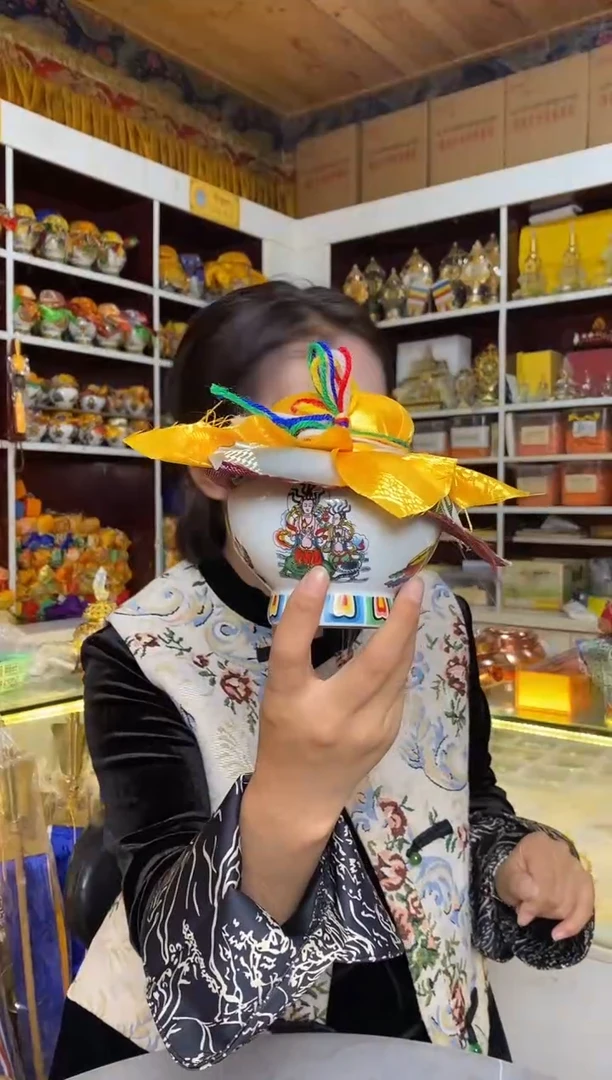 泥塑隆务大龙龙宝瓶