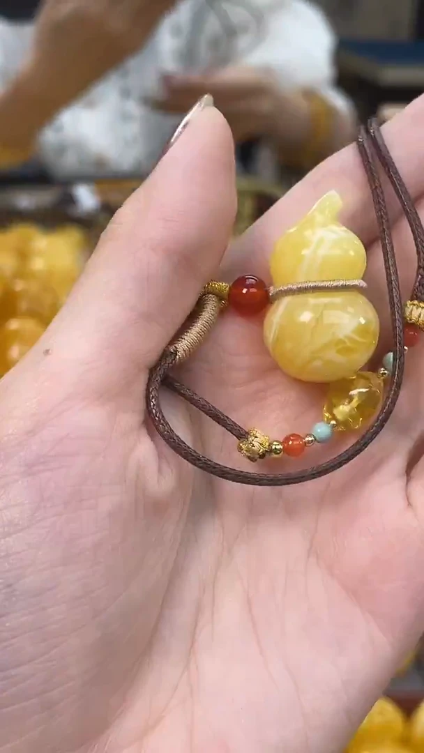 裸石琥珀未镶嵌J13