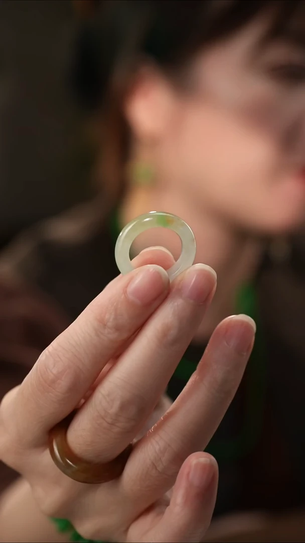 未镶嵌戒圈翡翠黄加绿翡翠戒圈 10圈口