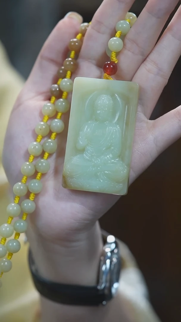 颈饰未镶嵌和田玉阿弥陀佛