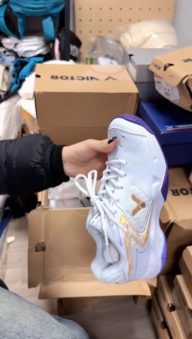 10 正品微瑕 9200TD 37.5码