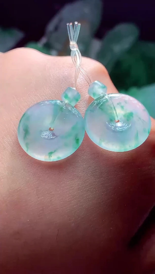 未镶嵌定制翡翠故*?翡翠毛货定制