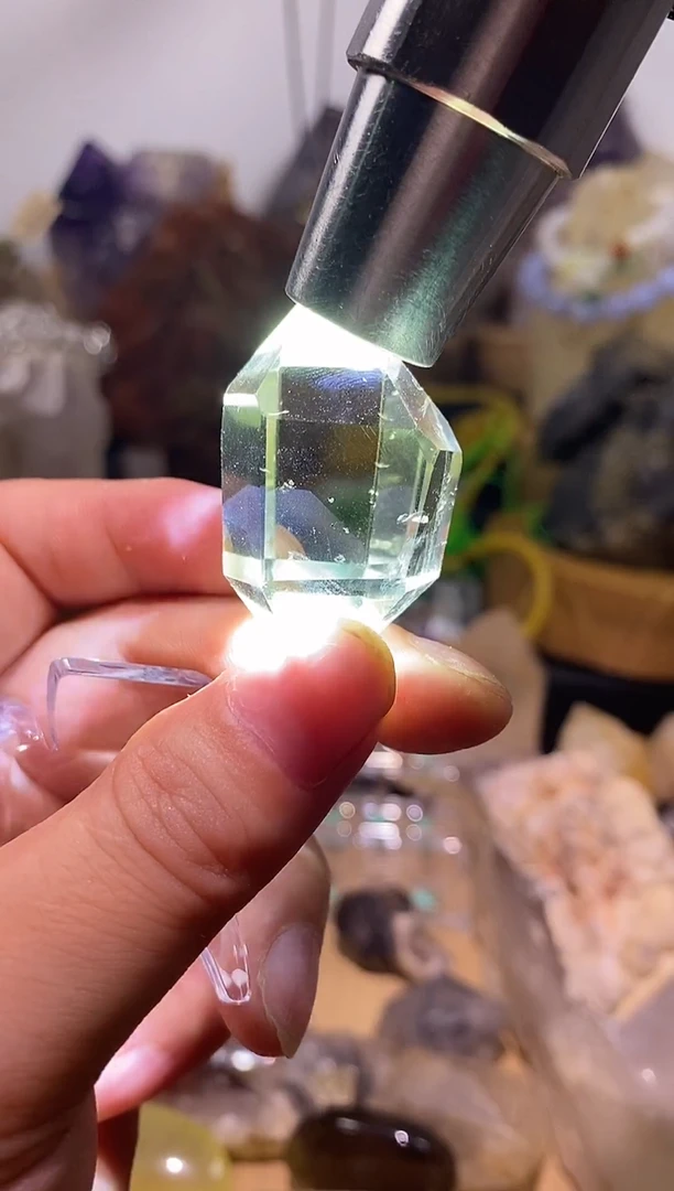 水晶珠宝半成品未镶嵌27号黄水晶双尖水晶柱+隐山+底座