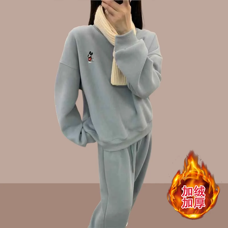 小个子女士冬季减龄一整套穿搭加绒米奇卫衣套装休闲运动两件套潮