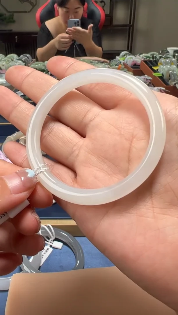 和田玉手镯未镶嵌【柚子来啦】和田玉拍一发一53