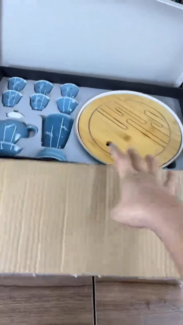 羽化高端茶具。陶瓷