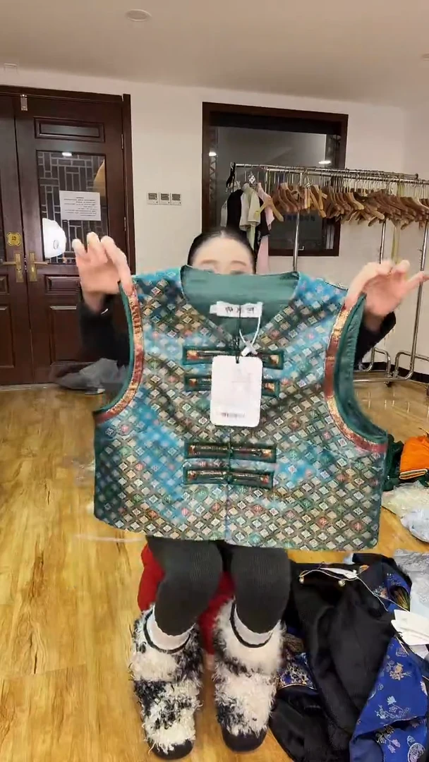 S码         95斤  马甲