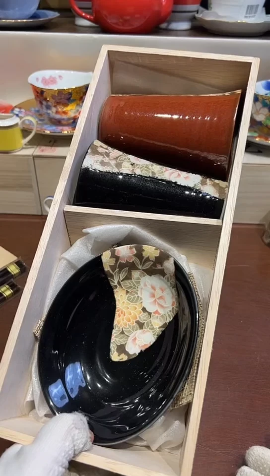 【闪购商品】中古回流瓷器好看，谨慎参拍