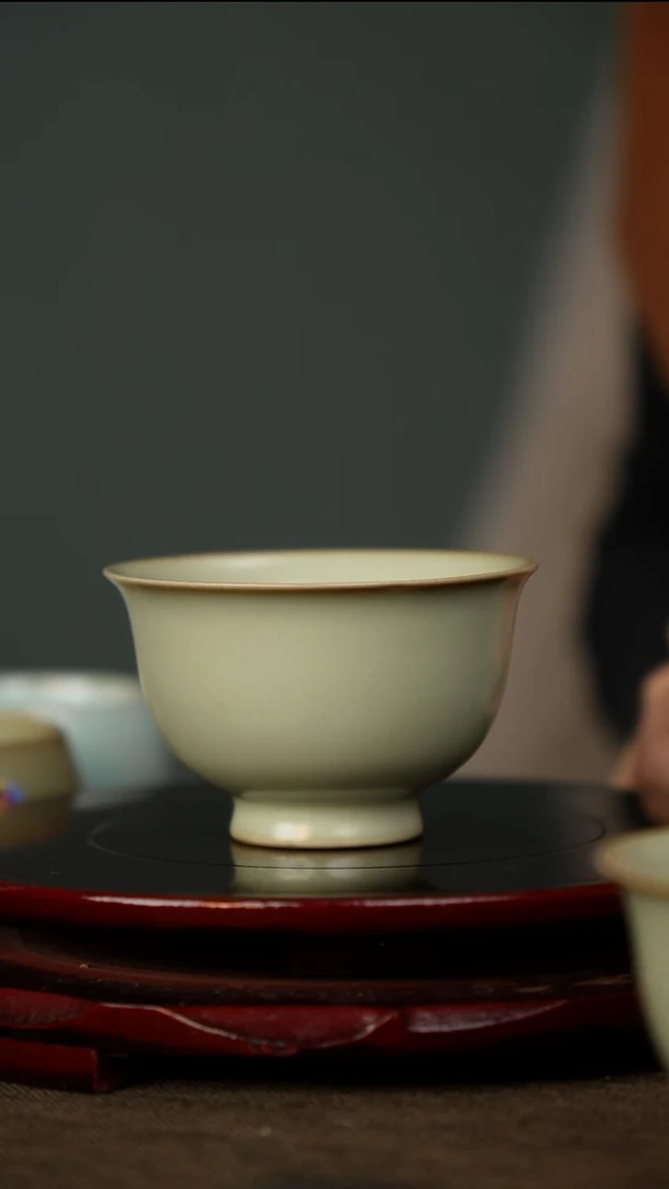 全品粉青 压手
