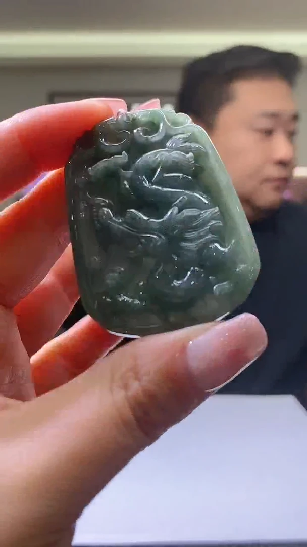 【闪购商品】翡翠颈饰未镶嵌18/0214/W/龙